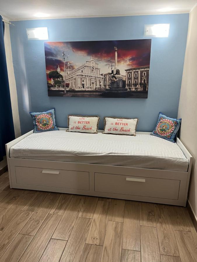 Appartamento Viky House Aeroporto di Catania Fontana Rossa Esterno foto
